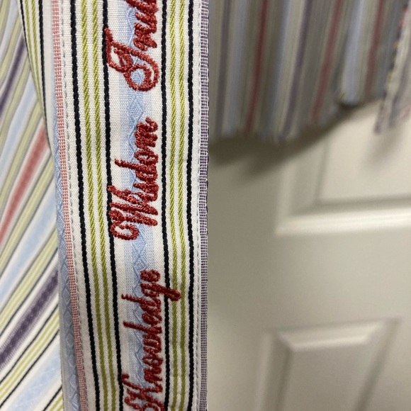 Robert Graham Designer long sleeve shirt . Size Large . Never worn. - Picture 5 of 5